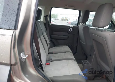 2007 Dodge Nitro Sxt из США, поврежденный, VIN 1D8GU28K77W691914